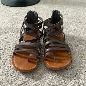 Slightly used size 8 sandals